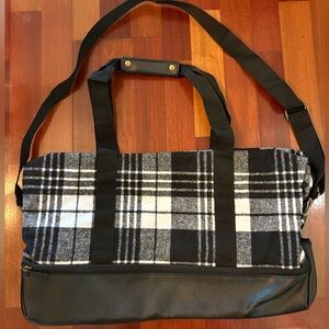 Stylish Black and Gray Plaid Men's Bag